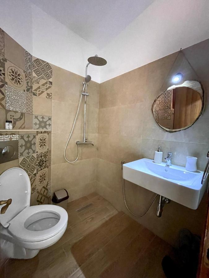 Tekada Hotel & Restaurant Wlora Zewnętrze zdjęcie