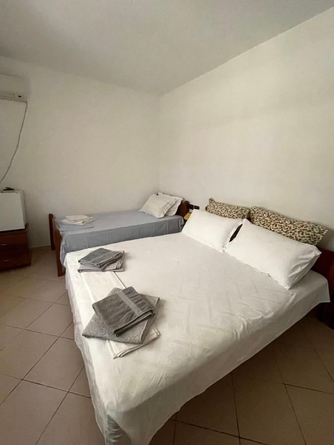 Tekada Hotel & Restaurant Wlora Zewnętrze zdjęcie
